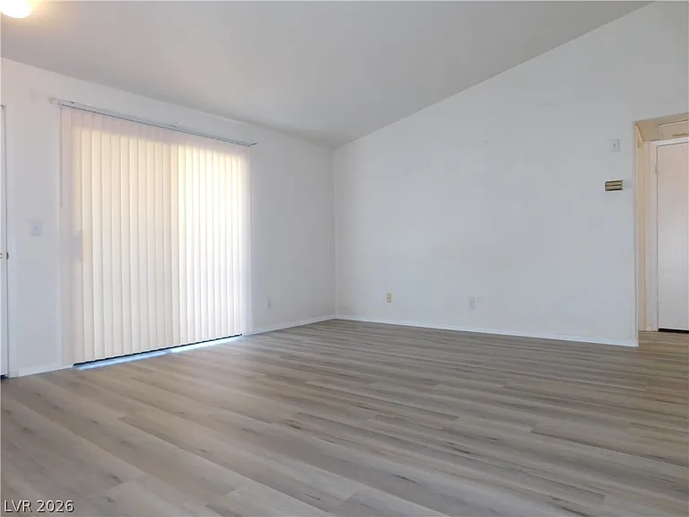 5221 Lindell Rd #202 — Photo 9