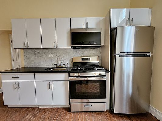 1st image of 620 Carroll St Floor 1