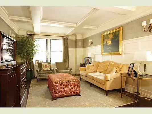 Sold by Stribling | media 20