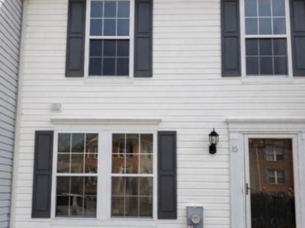 15 E Christina Pl