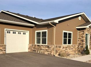 3270 Wexford Dr, Traverse City, MI 49685