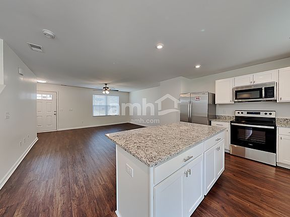 4th image of 220 Ralston Rd