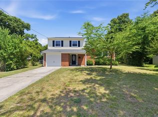 504 Gold Cup Rd, Hampton, VA 23666
