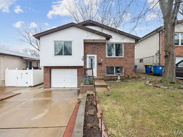 9946 Brook Ave, Saint Louis, MO 63125