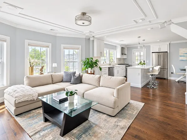 7 Lowell Ter Unit 7, Somerville, MA 02145