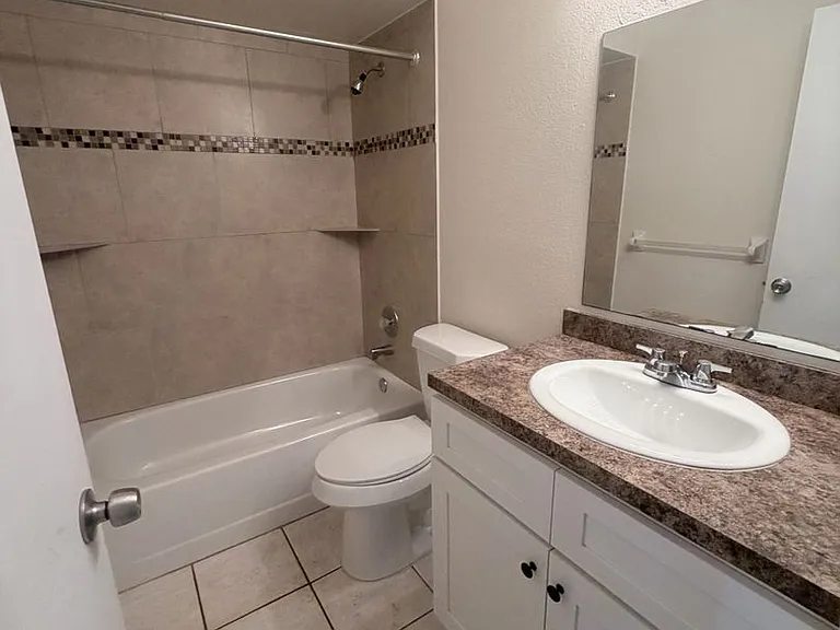 5004 Chiquita Blvd S — Photo 27