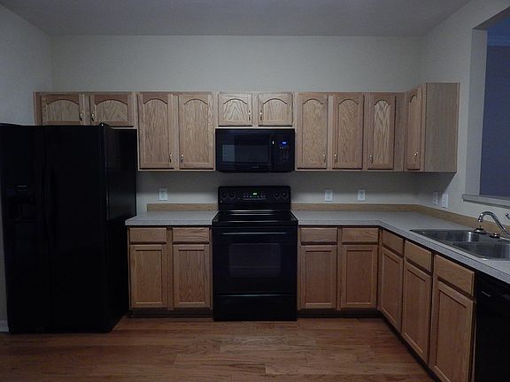 5th image of 104 Chinquapin Dr