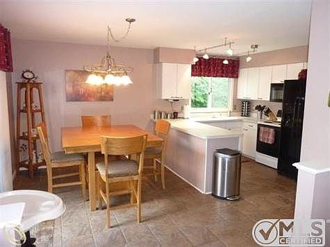 Great Room to Dining