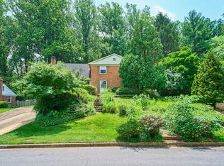 3606 Bent Branch Ct, Falls Church, VA 22041