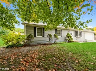 8317 Hillside Rd, Woodstock, IL 60098