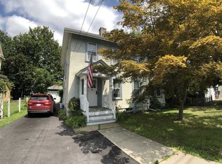 296 Hooker Ave, Poughkeepsie, NY 12603