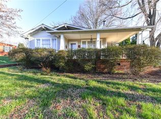 212 W Decatur St, Madison, NC 27025