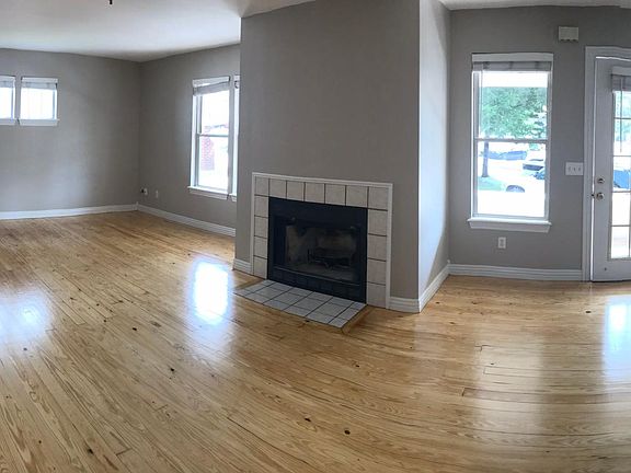 3rd image of 104 W Watson St