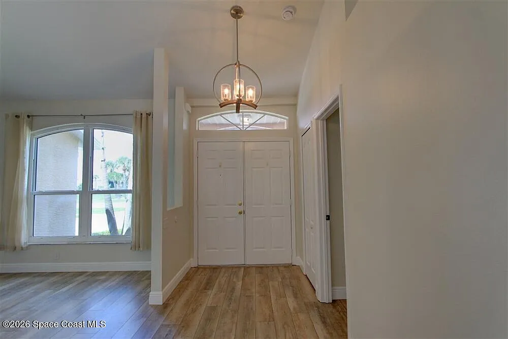 3 bed, 2.0 bath, 1658 sqft, $3,000 — Photo 3