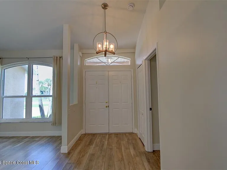 1899 Crane Creek Blvd — Photo 3