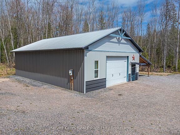 2nd image of 40 Sunset Cove Rd