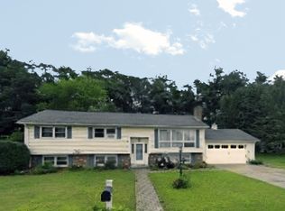 12 Vincent Rd, North Grafton, MA 01536
