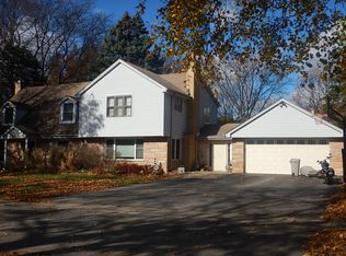 801 E North St, Itasca, IL 60143