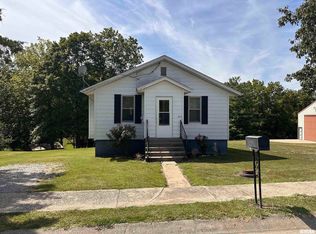 305 S Locust St, Jonesboro, IL 62952