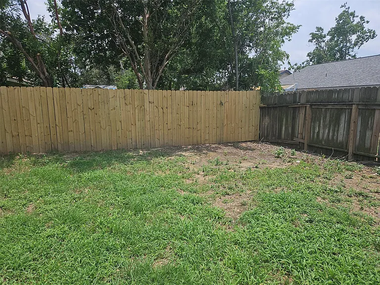 18539 Lippizaner Dr — Photo 29