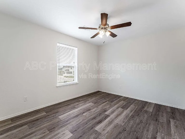 955 S Benchmark Ln #1 — Photo 10