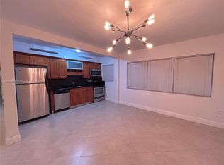 2880 Pine Tree Dr #1, Miami Beach, FL 33140