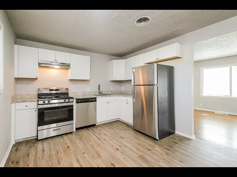 19306 Pine Lock Ln — Photo 4