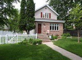 814 W Prospect Ave, Appleton, WI 54914