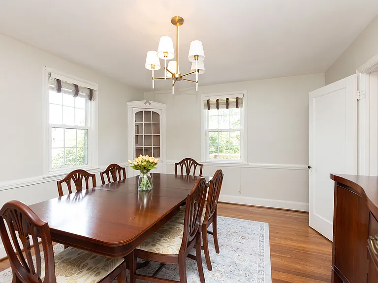 138 Murdock Rd — Photo 9