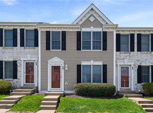 36 Castle View Dr, Mc Kees Rocks, PA 15136