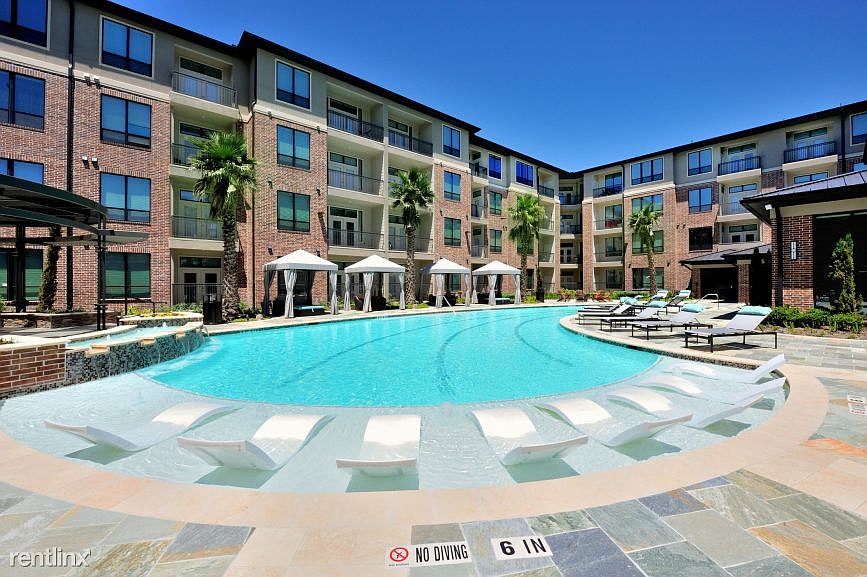 Broadstone Energy corridor pool