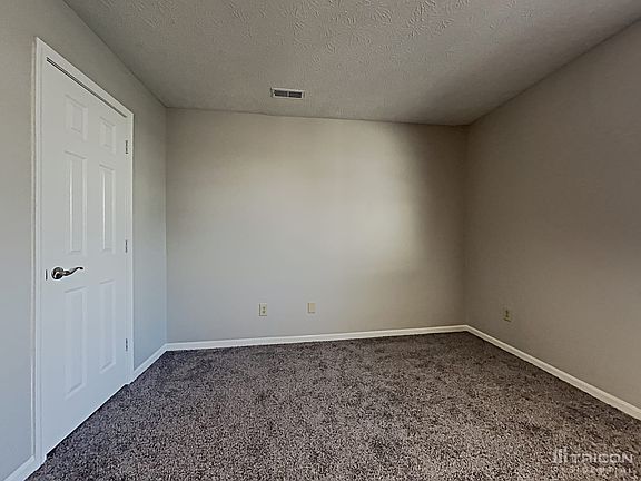 5th image of 6647 Granger Ln
