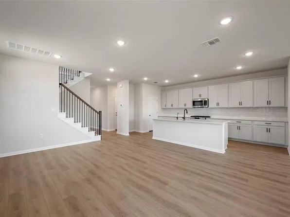 508 Bluffview Dr, Bastrop, TX 78602