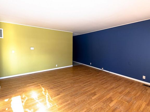 2nd image of 1325 Sunwood Dr