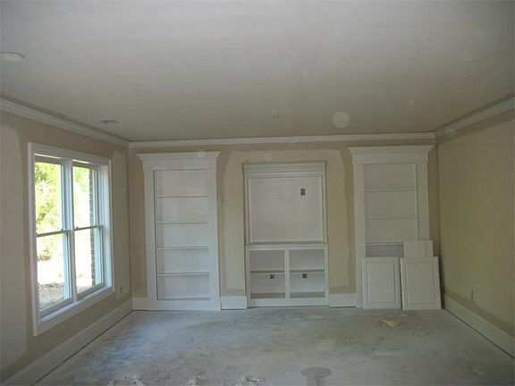 4th image of 2150 Bryant Pointe Dr