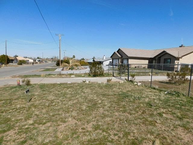 1st image of 10607 Redlands Ave