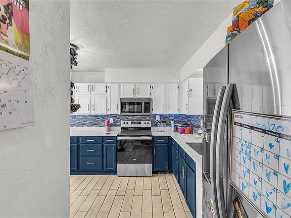 4th image of 477 Green Spring Cir