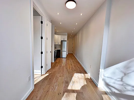 Rented by Brooklyn Property Group LLC | media 33
