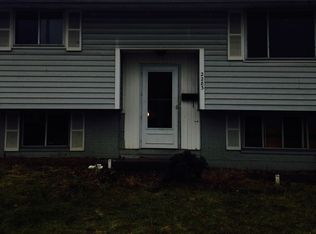 2283 New Village Rd, Columbus, OH 43232