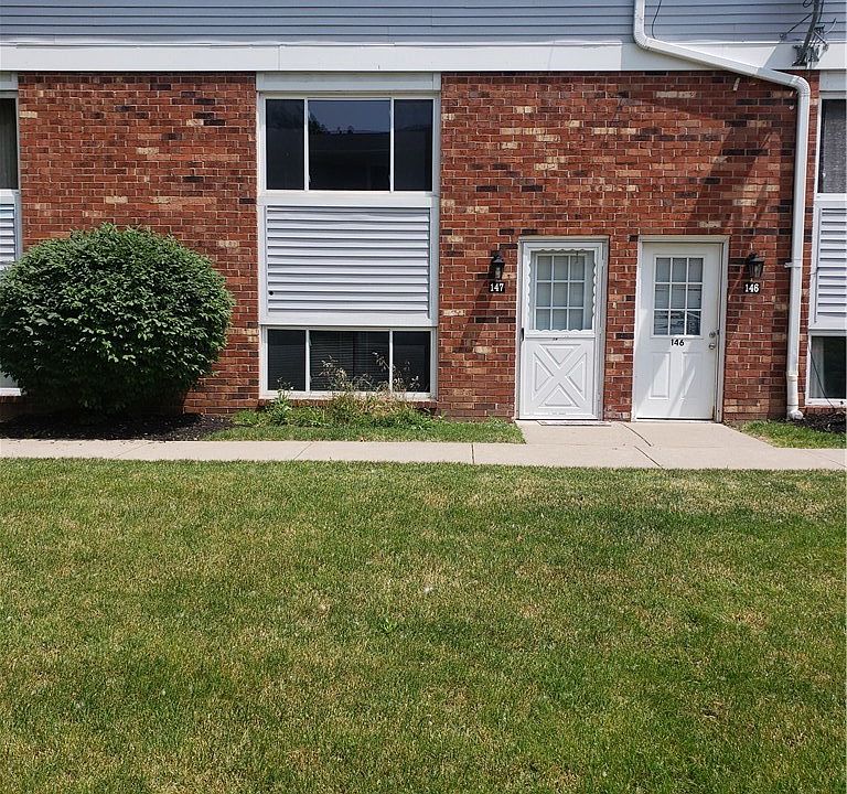 1st image of 147 Woodlands Way