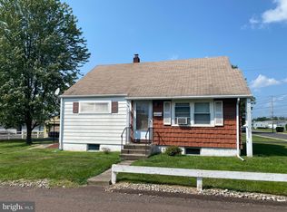 118 S 14th St, Quakertown, PA 18951