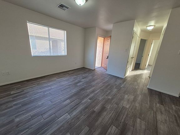 4th image of 1019 S 6th Ave APT 4
