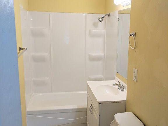 4th image of 257 Straight Ave NW APT 4