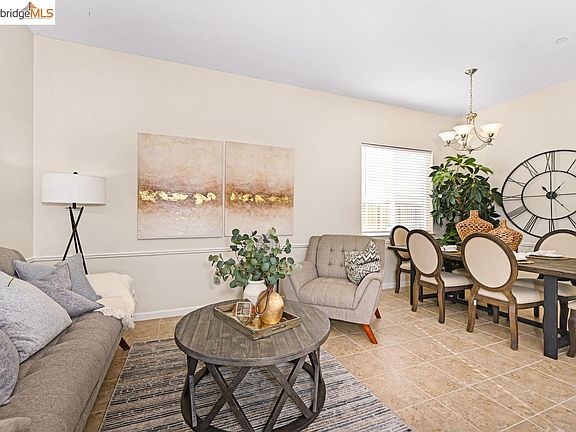 3rd image of 3920 Finch Dr