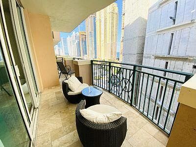 3rd image of 17555 Atlantic Blvd Ph 3