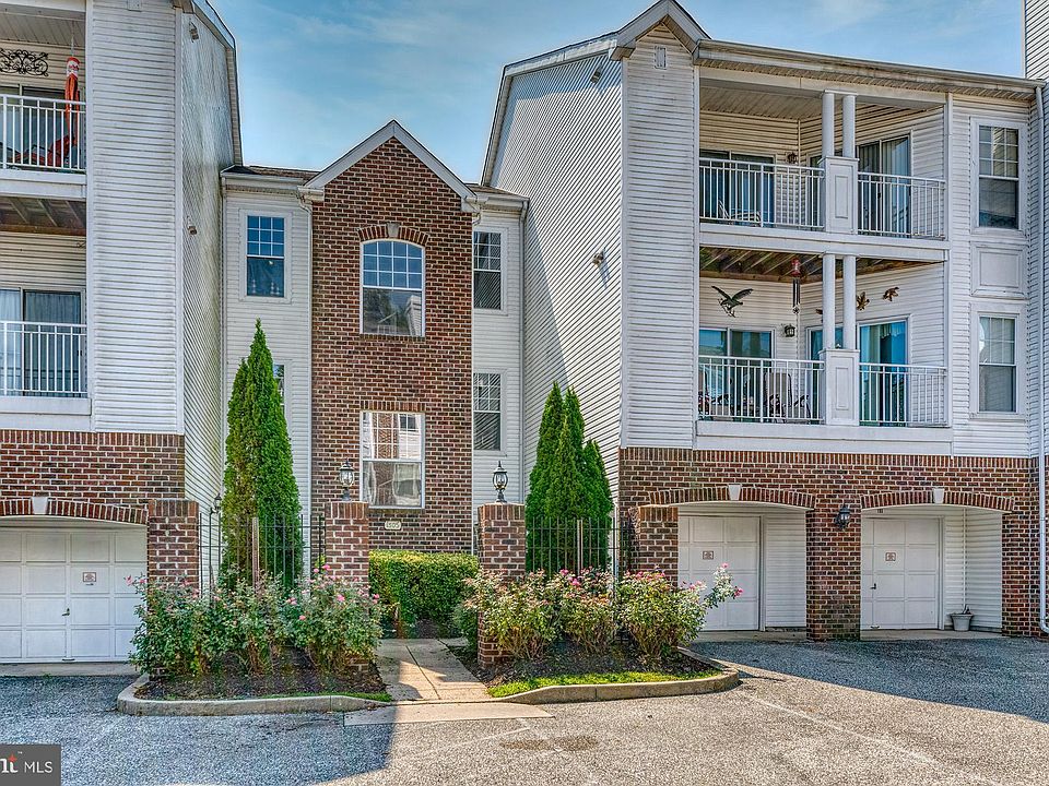 1st image of 1305 Cranesbill Ct Unit 103