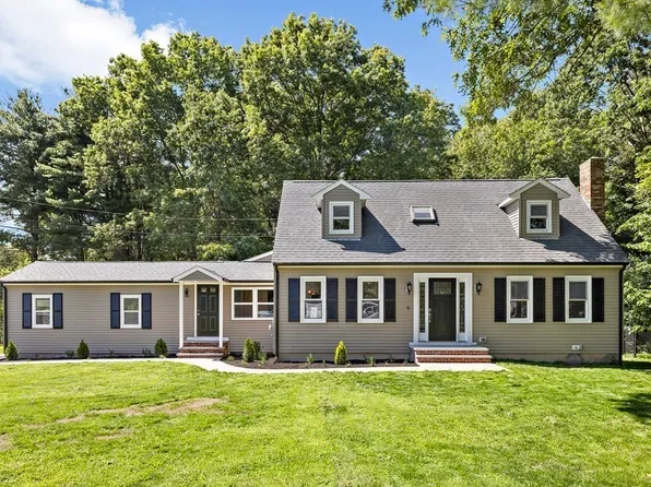 953 West St, Walpole, MA 02081