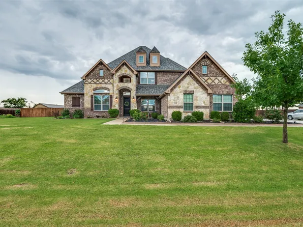 1060 Yukon Blvd, Waxahachie, TX 75165