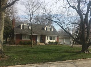 912 Sells Dr, Hoopeston, IL 60942