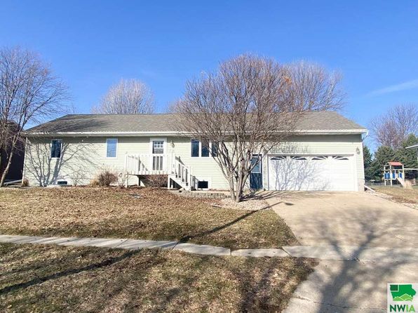 Orange City Real Estate Orange City Ia Homes For Sale Zillow